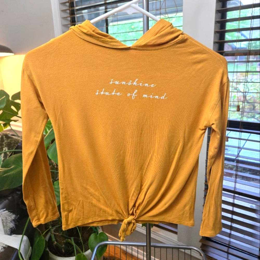 🖤5/$25🐝 Girls Long Sleeve Boutique Tee w/hood Sz 6 Rumi and Ryder
